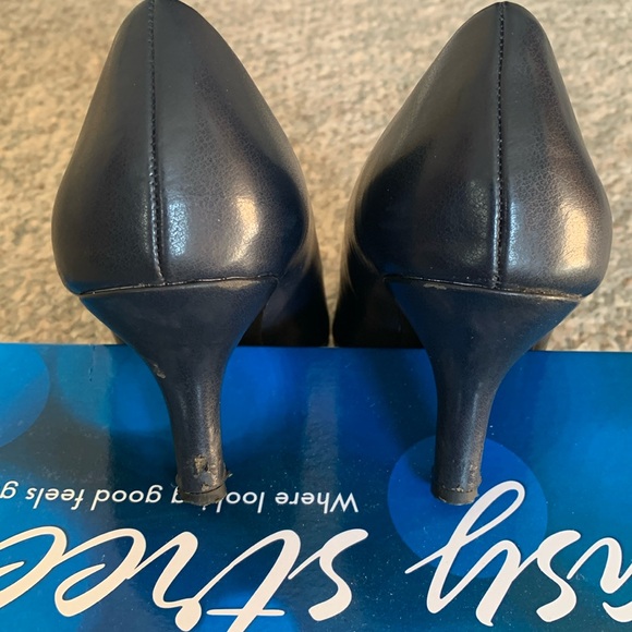 Easy Street Navy Blue 3” Heels Elegant and Comfortable - Picture 4 of 12